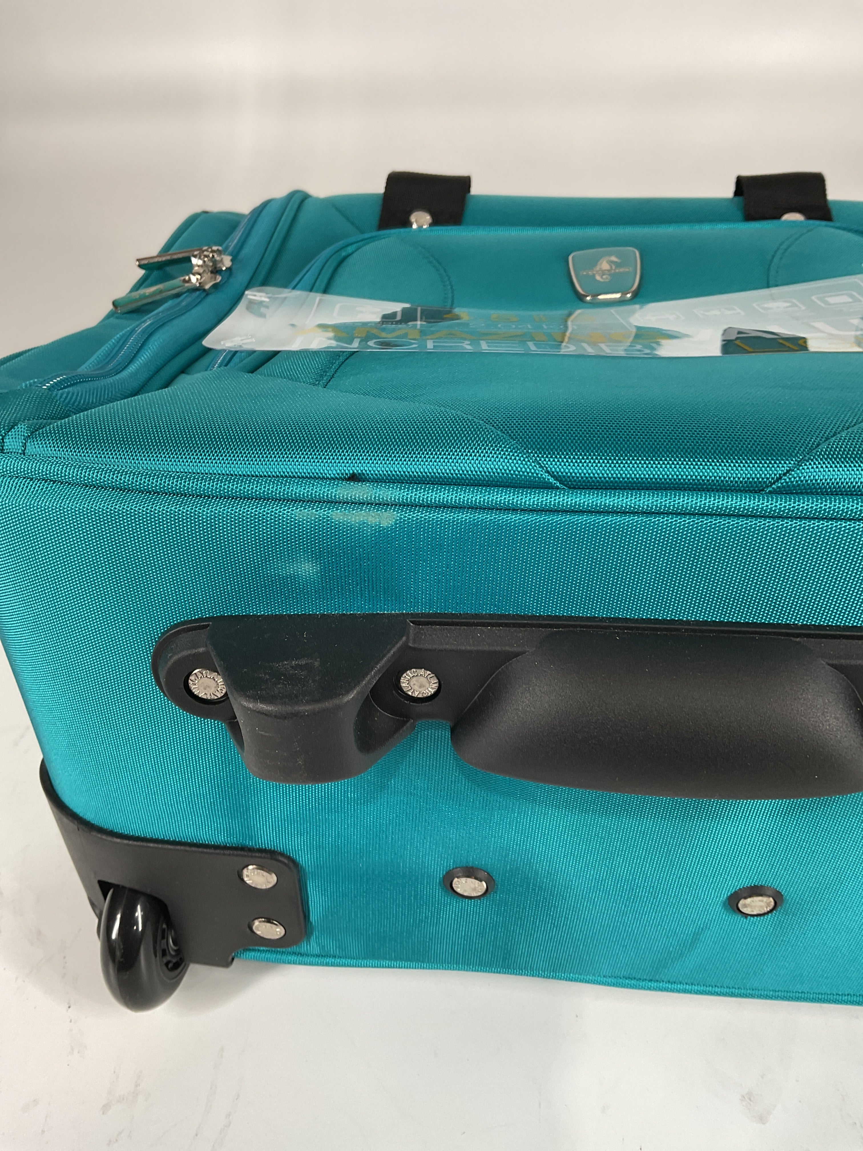 Atlantic Ultra Lite Softsides Rolling Underseat Carry-on - Turquoise Blue/Underseater