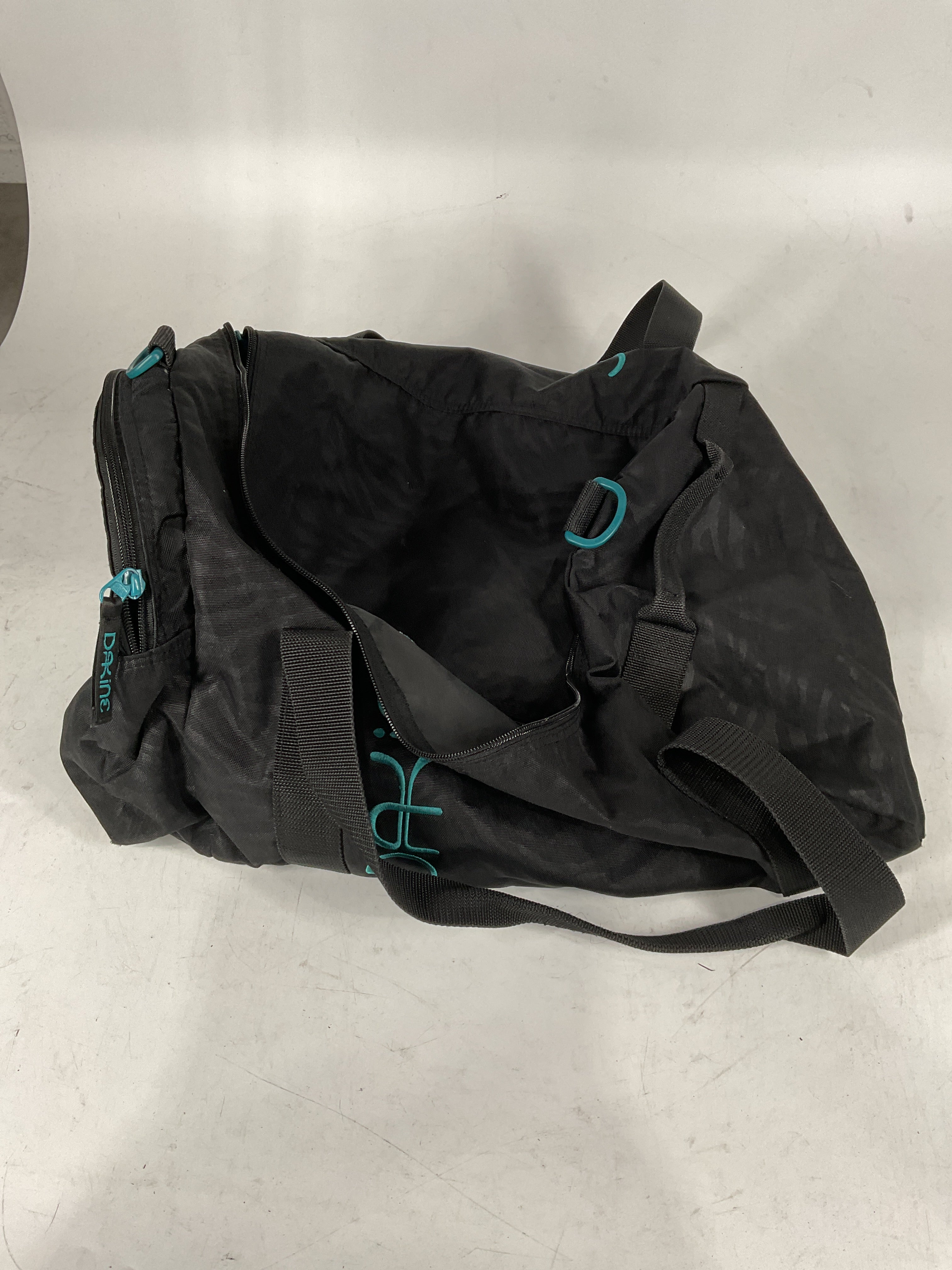 Dakine EQ 51L Women's Duffel Bag U1