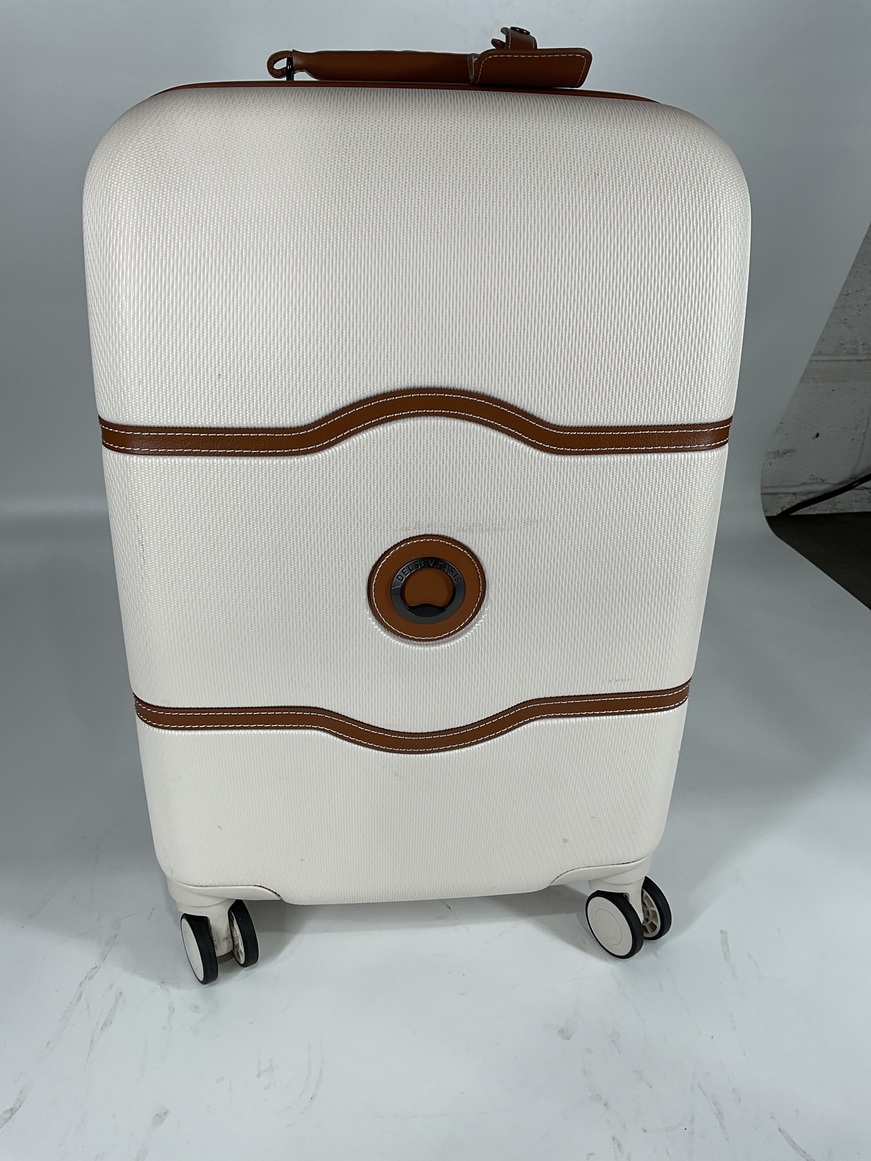 DELSEY Paris Chatelet Air 2.0 Hardside Luggage with Spinner Wheels - Champagne White/Carry-on 21 Inch, with Brake