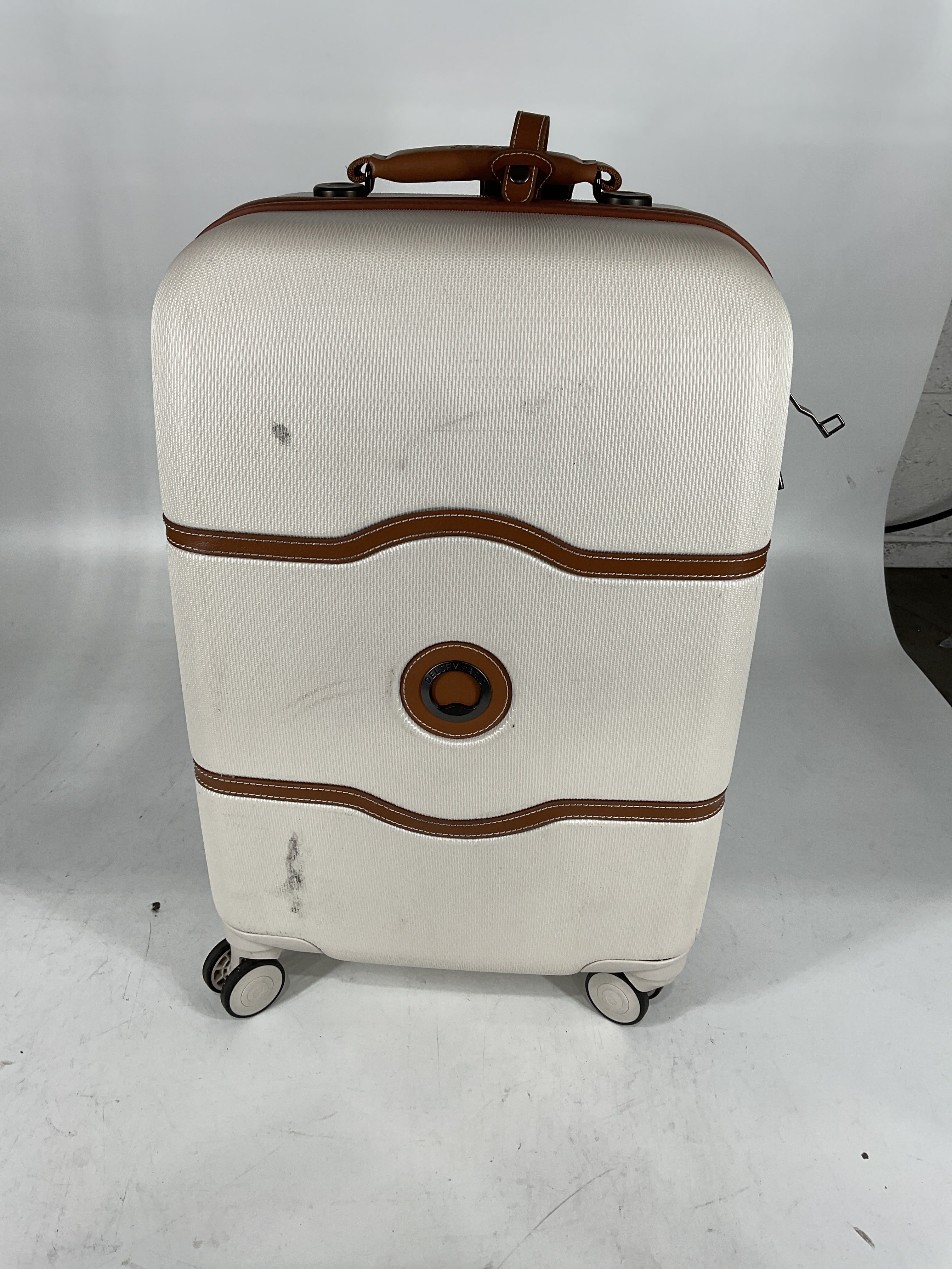 DELSEY Paris Chatelet Air 2.0 Hardside Luggage with Spinner Wheels - Champagne White/Carry-on 21 Inch, with Brake