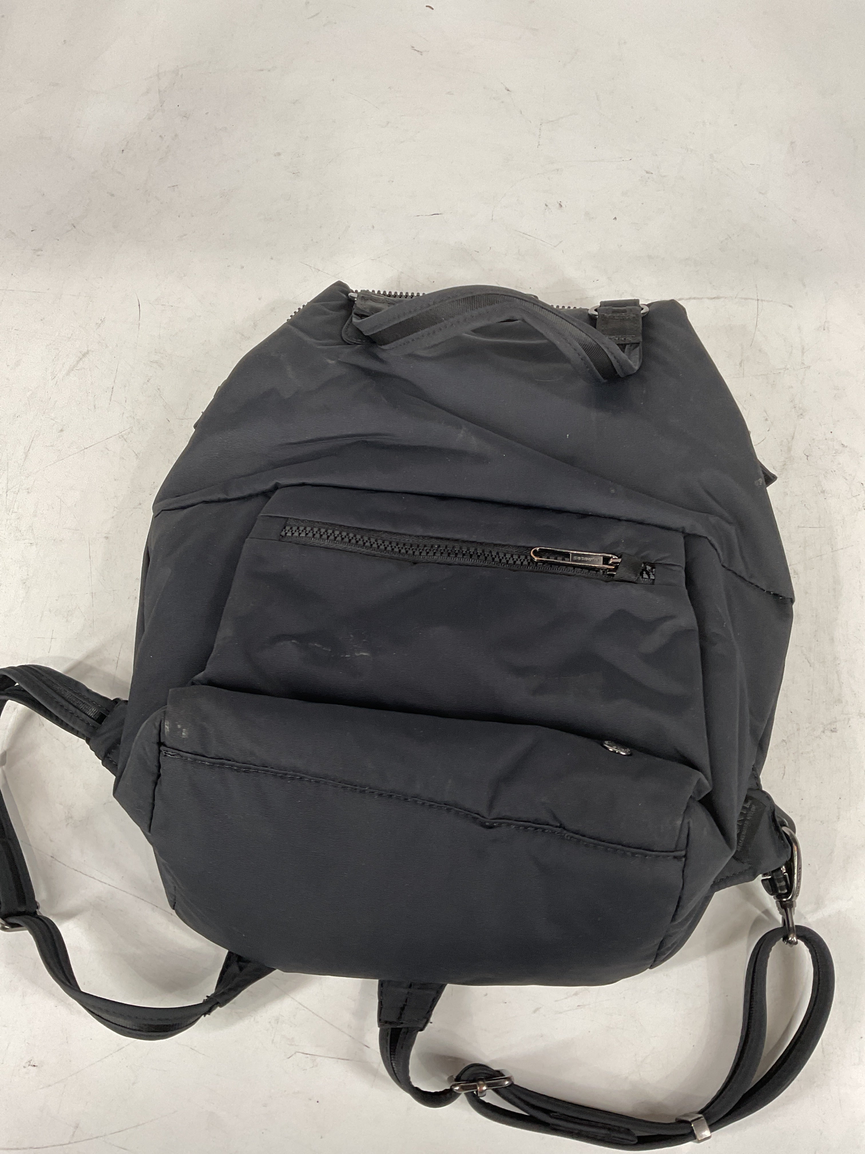 Pacsafe Citysafe CX mini backpack U1