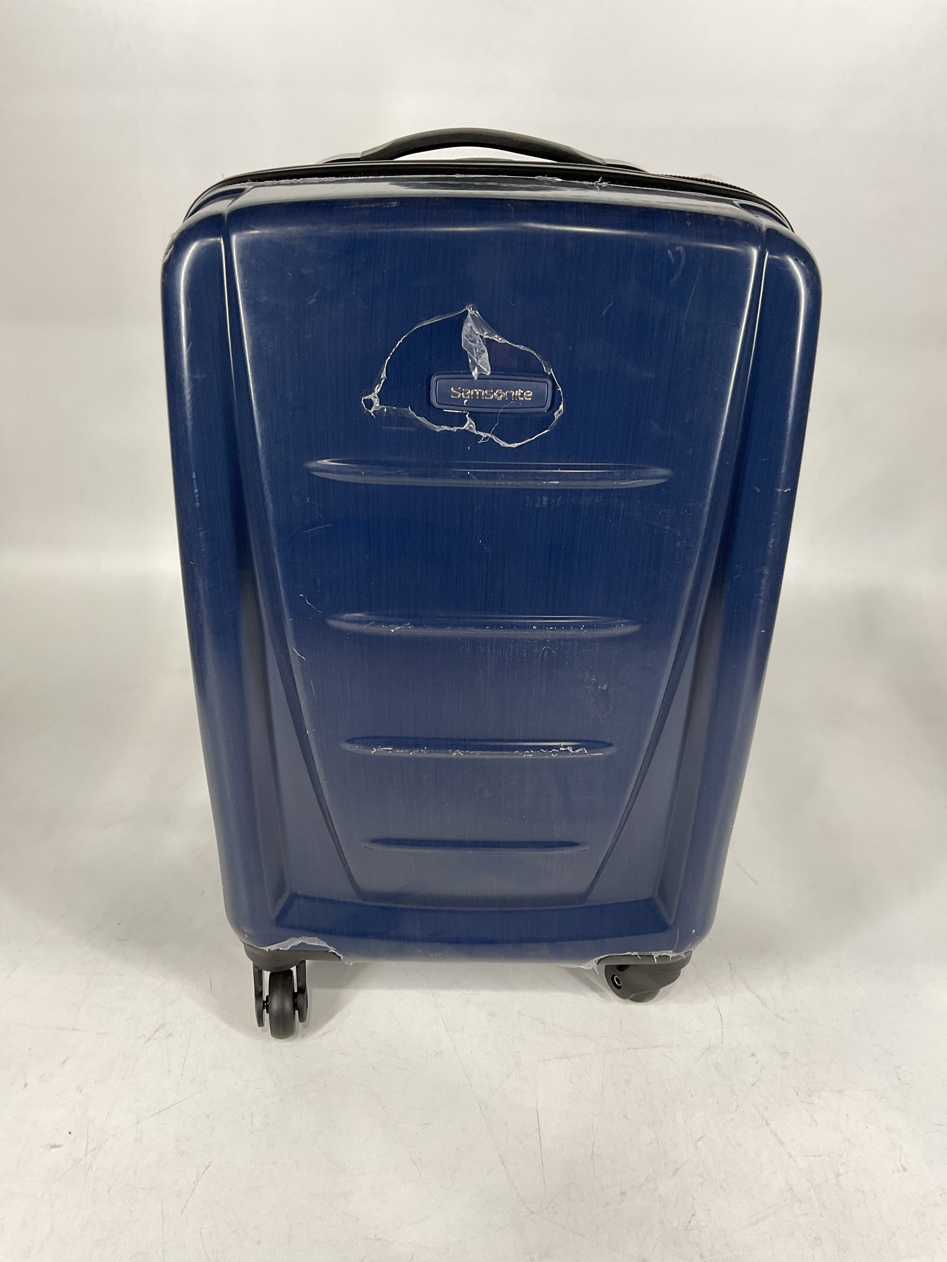 Samsonite Winfield 2 Hardside Luggage with Spinner Wheels U8