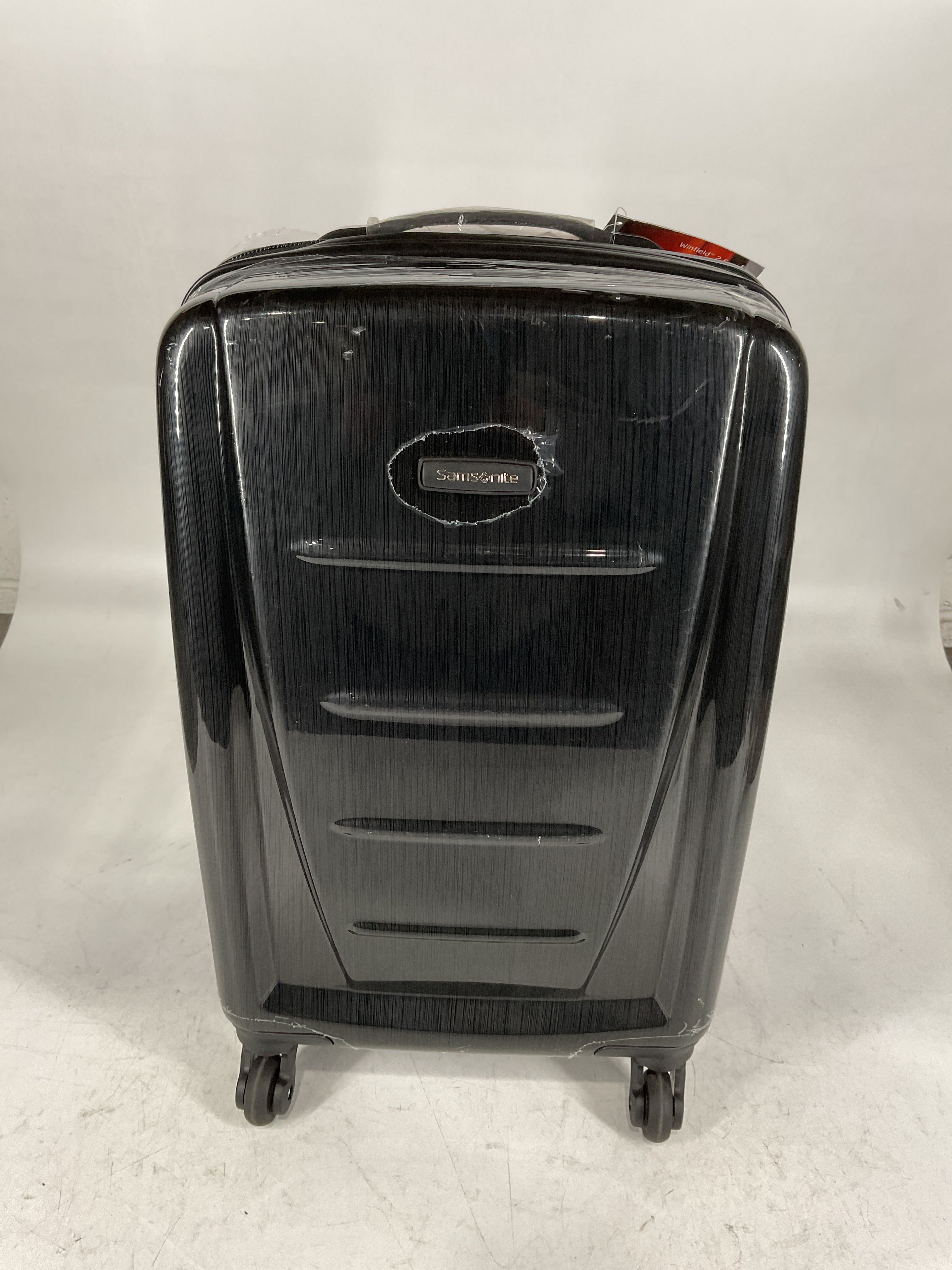 Samsonite Winfield 2 Hardside Luggage with Spinner Wheels U11