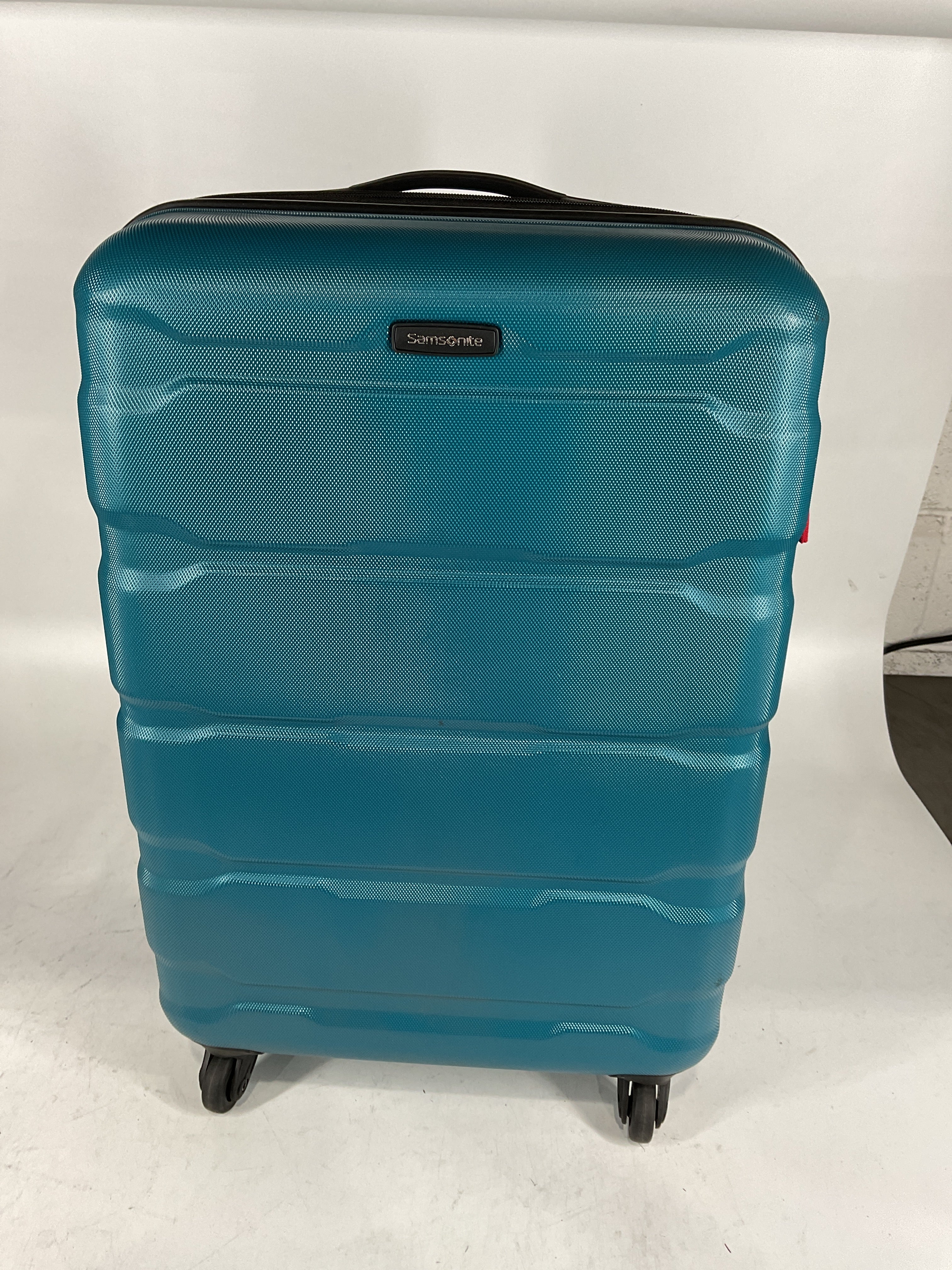 Samsonite Omni Pc Hardside Expandable Luggage with Spinner Wheels - Caribbean Blue/Checked-Medium 24-Inch
