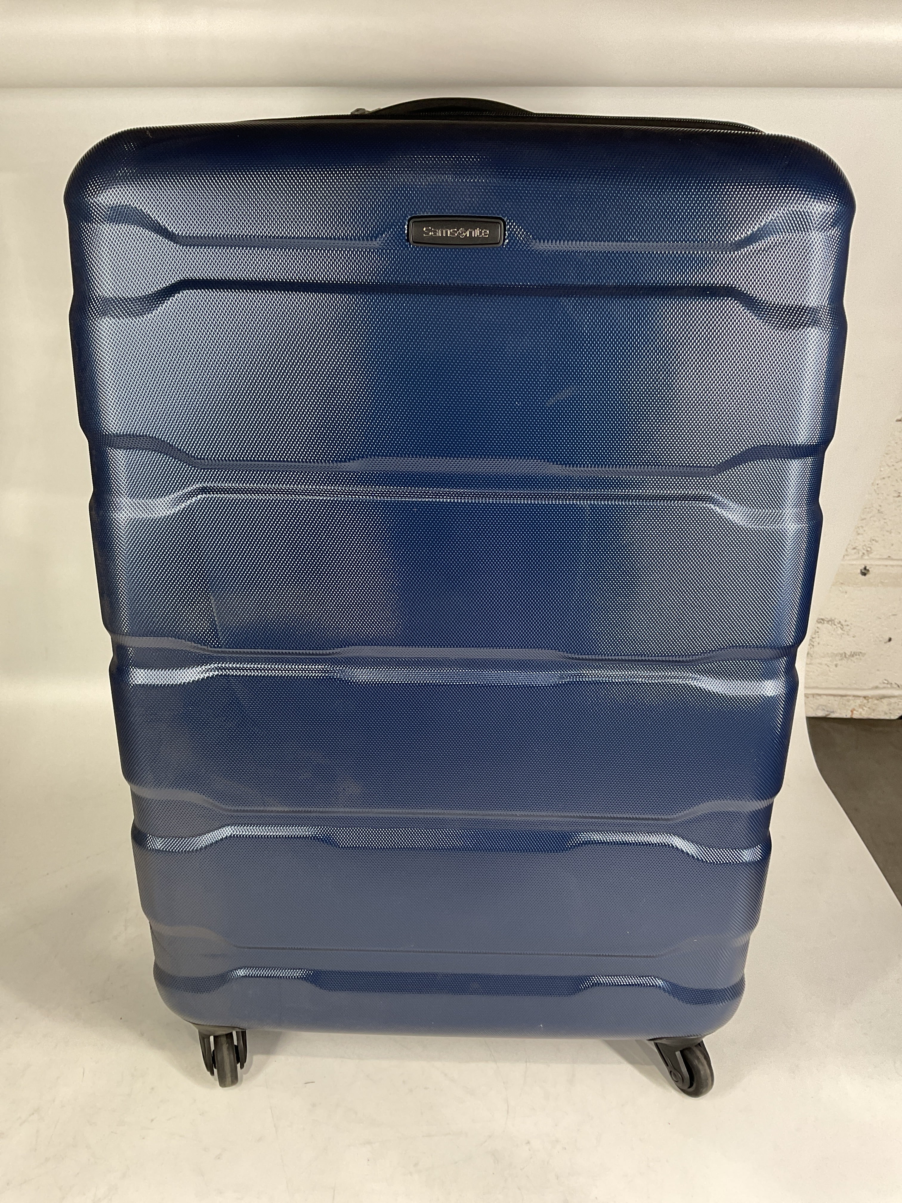 Samsonite Omni Pc Hardside Expandable Luggage with Spinner Wheels U9